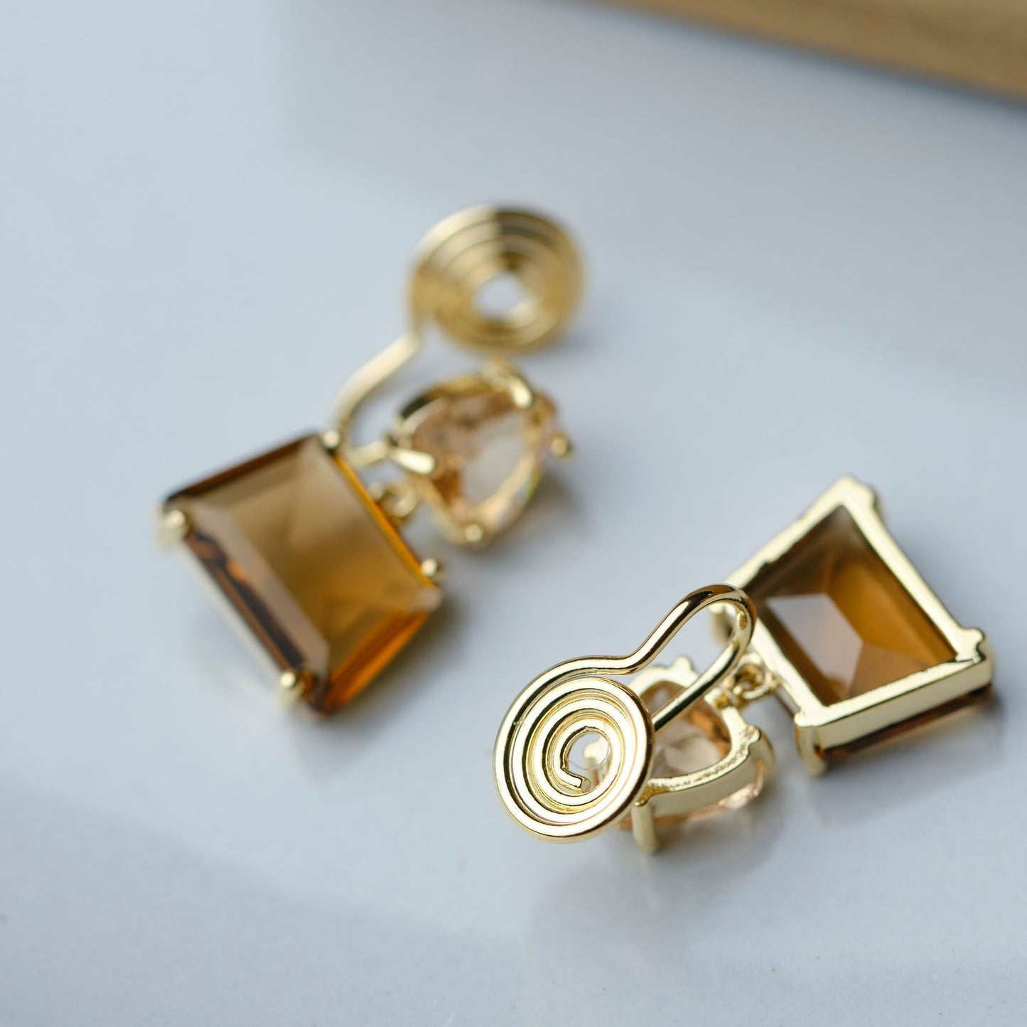Andkiss Geometric Crystal Drop Earrings
