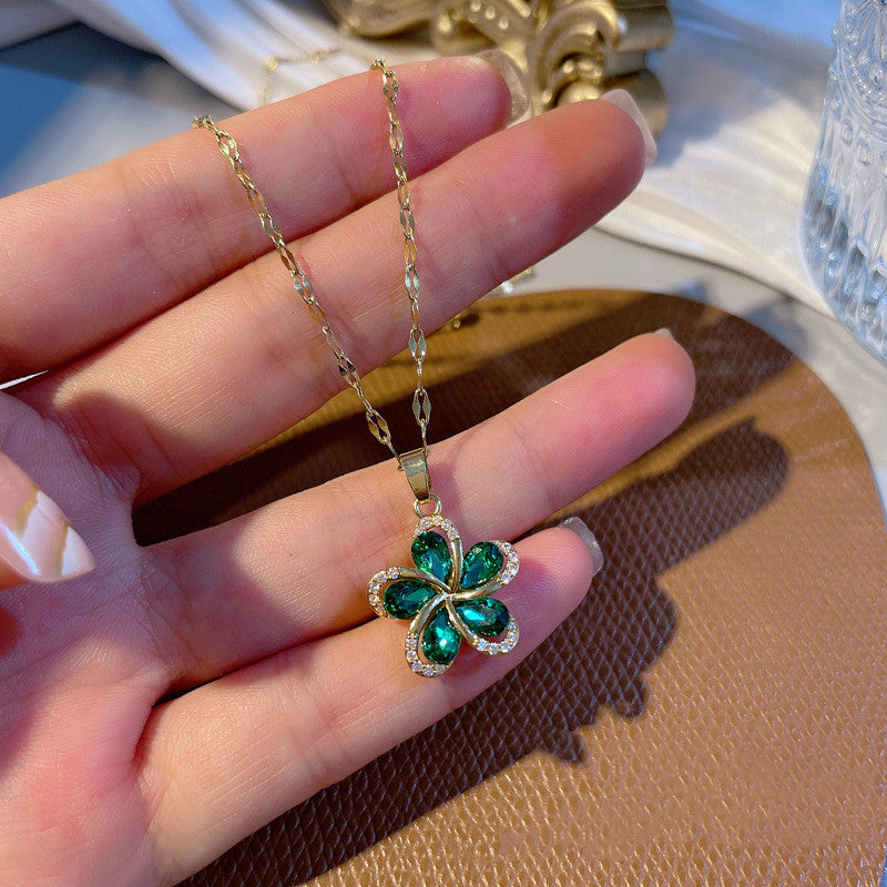 Antique Floral Titanium Steel Necklace