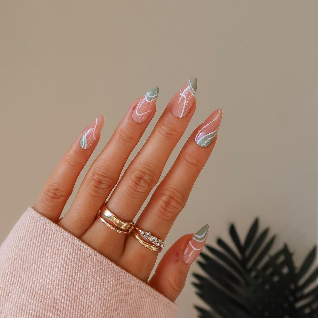Reusable Press-On Nails – Gradient Style, Natural Look, Easy to Apply