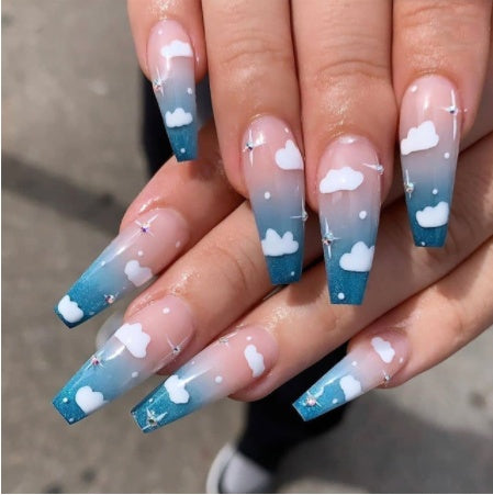 Ready-to-wear false nails