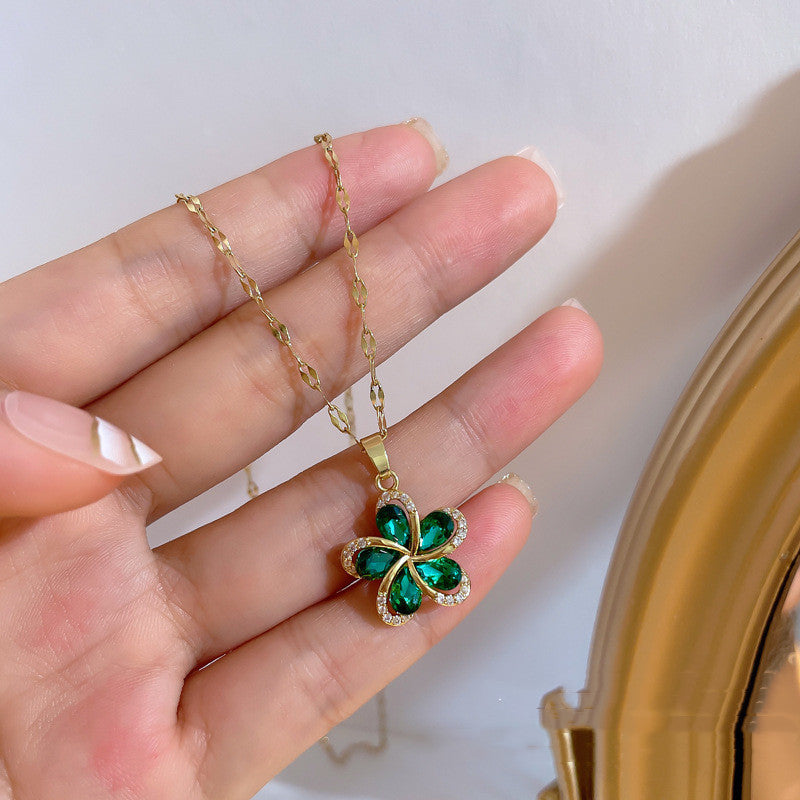 Antique Floral Titanium Steel Necklace